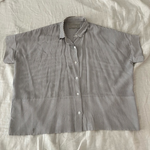 Everlane Boxy Short-Sleeve Silk Shirt - Picture 5 of 9